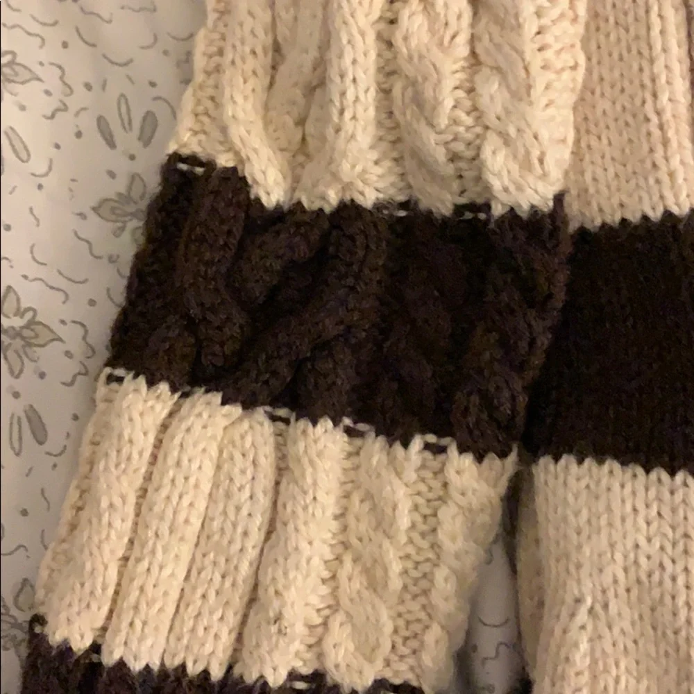 BabyGap cable knit brown & cream stripped onesie